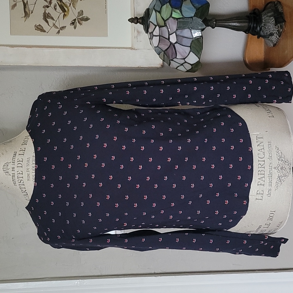 (2/$20) Little Red Fox (open back) Blouse
